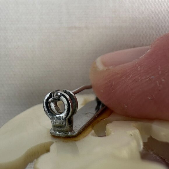 Vintage Carved Mother Of Pearl Rooster Brooch 2 5/8" - Picture 7 of 10